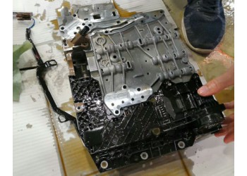 宝马7系 730波箱阀体 座椅 倒车镜 氧传感器