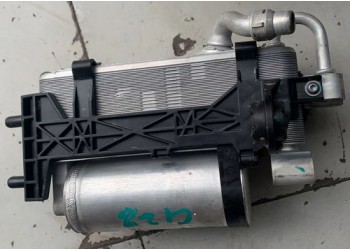 宝马新款B48 G28冷疑器 油箱 汽油泵 油底壳