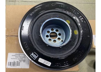 奥迪Q7柴油版曲轴皮带轮 副水壶 发电机 空调泵