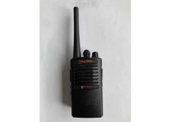 山东青岛摩托罗拉 VZ-D131数字便携式对讲机