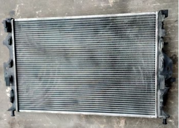 路虎 捷豹 散热器 副水壶 方向机 空调泵 起动机