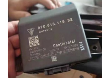 保时捷 帕拉梅拉网关模块 机脚胶 氧传感器 冷疑器