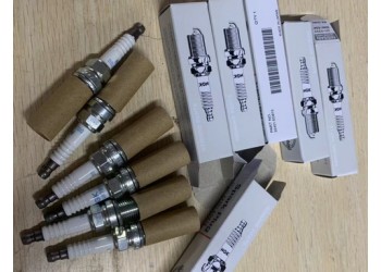 英菲尼迪FX35 VQ35火花塞 副水壶 方向机 起动机