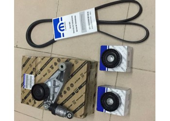 JEEP 牧马人 皮带 张紧轮 下摆臂 羊角 冷气泵