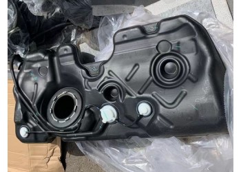 宝马3系 5系油箱 G28 G30 G38油箱