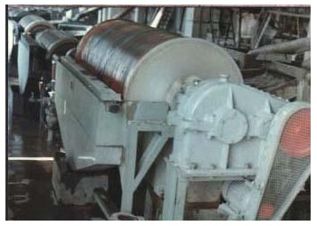 巩义铂思特选钛铁矿设备，干选法选别钛铁矿，钛铁矿石浮选捕收剂