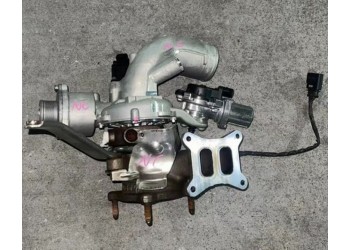 奥迪B10 2.0T涡轮增压器 前杠内铁