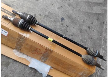 英菲尼迪QX60 QX70 QX80 JX35后半轴