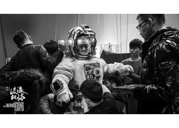 电影流浪地球2是否个人投资会赚钱?预测票房高达50亿?
