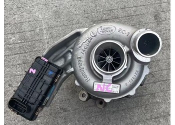 路虎新款3.0T柴油增压器 油底壳 节气门