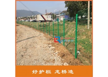 订制生产南京景区隔离网价格 南京圈地围网出厂价浸塑绿色网片厂