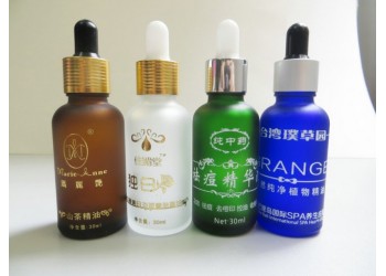 精油瓶丝印烫金厂，精油瓶丝印烫金厂，广州精油瓶丝印烫金加工厂