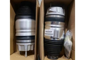 保时捷卡宴 减震气包 方向机 下摆臂 节温器