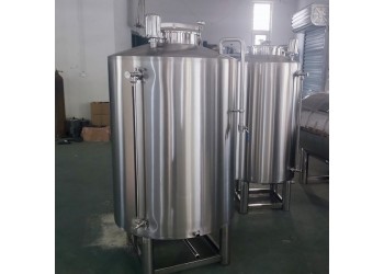 扬中康之兴不锈钢果汁储存罐立式储酒罐诚信经营厂家钜惠注重质量