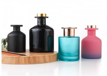 香薰瓶喷涂厂，香薰瓶喷涂加工厂，广州白云区香薰瓶喷涂厂