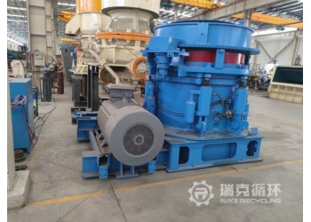 出售检修完成的二手大华HP300多缸圆锥破碎机