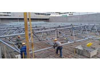 江西南昌市网架公司-南昌市螺栓球网架公司-南昌焊接球网架公司