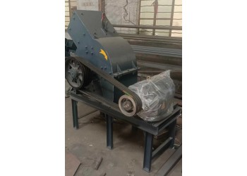 青石破碎机_大型青石锤破机_青石破碎机厂家