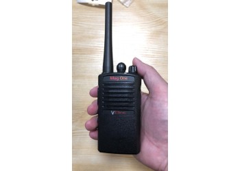 山东摩托罗拉VZ-D131商用大功率数字便携式对讲机