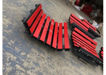 带宽650皮带机配套缓冲床