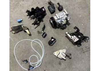 雷克萨斯20款ES机油散热器 空调泵 碰撞压力传感器