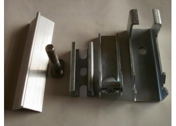 输送机防溢裙板夹持器   导料槽夹紧器 夹子 夹具