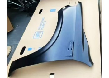 GMC 育空 左叶子板 雨刮水壶 方向柱 车门玻璃