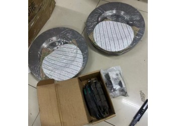 霸王龙前刹车盘 下摆臂 球头 方向机 十字轴