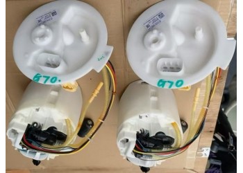 宝马新款7系G70汽油泵 喷油嘴 节气门 空调泵