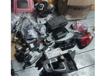自由光天窗电机 升降器 保险丝盒 气囊模块 挂挡机构