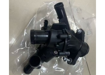 奔驰W253节温器 空气流量计 气门室盖 氧传感器