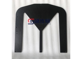 碳纤维牙叉 为精密而生 为速度而轻