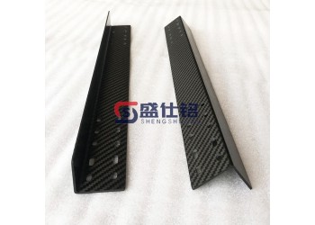 重塑工业骨骼 碳纤维L角的替代逻辑与性能跃迁