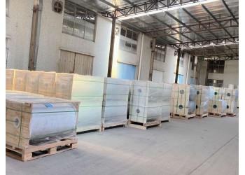 2026年护眼新选择防蓝光PET保护膜正流行