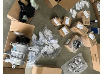 奥迪 大众五代EA888空调泵 发动机大修包 油水分离器