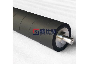 碳纤维包胶辊 轻量化碳纤辊筒 输送覆膜设备胶辊定制