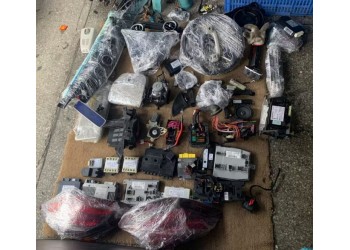 奔驰W213 E300车身模块 360电脑 仪表台风口